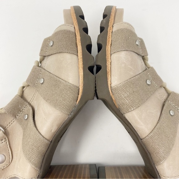 Sorel Addington Lace Up Sandal - Picture 7 of 9